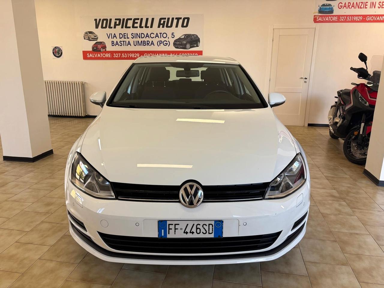 VOLKSWAGEN GOLF 7 ANNO 2016 BZ 1.2 TSI ADATTA NEOPATENTATI KM 104 MILA