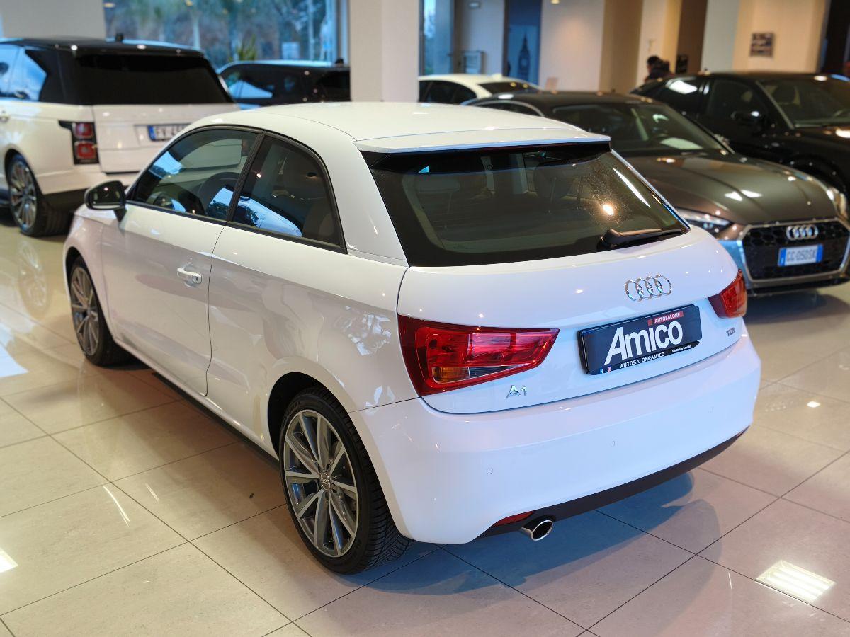 AUDI A1 1.6 TDI S-tronic Ambition Solo 30.000km