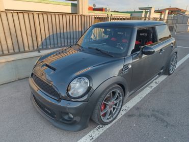 Mini John Cooper Works 211cv #GM