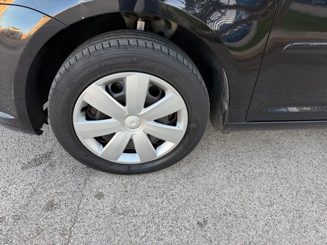 Volkswagen Touran Metano 1.4 benzina 150 cv 2011