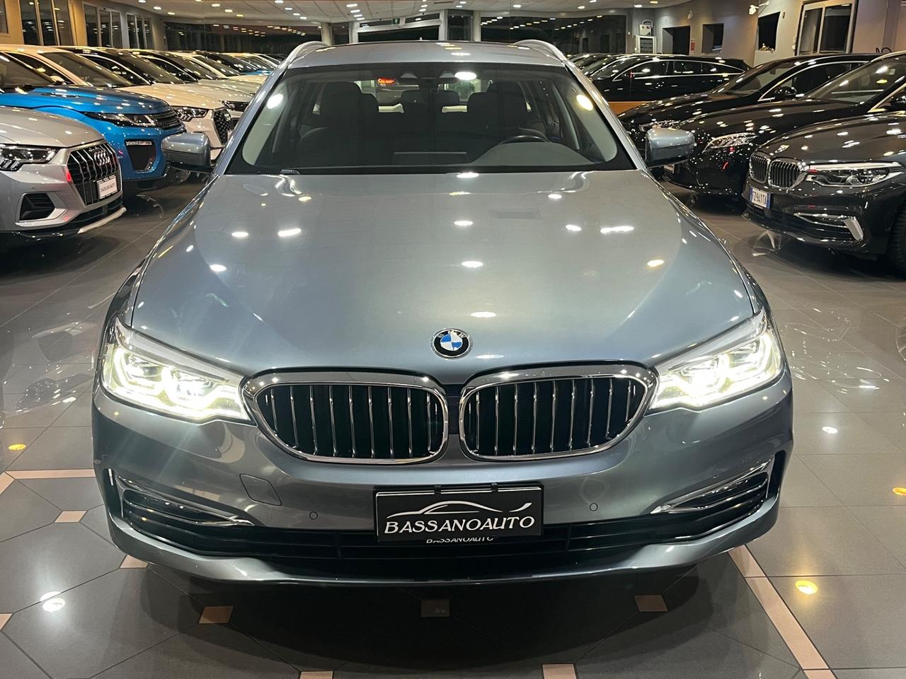 Bmw 520 BMW 520 G31 2017 Touring 520d Touring Luxury