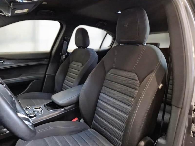 Alfa Romeo Stelvio 2.2 160CV SUPER MY23 SENZA VINCOLI FINANZIARI • UNIPRO' IVA ESPOSTA GARANZIA 12M