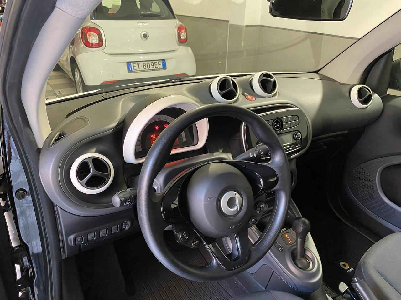 Smart ForTwo 70 1.0 automatica benzina 26.000km