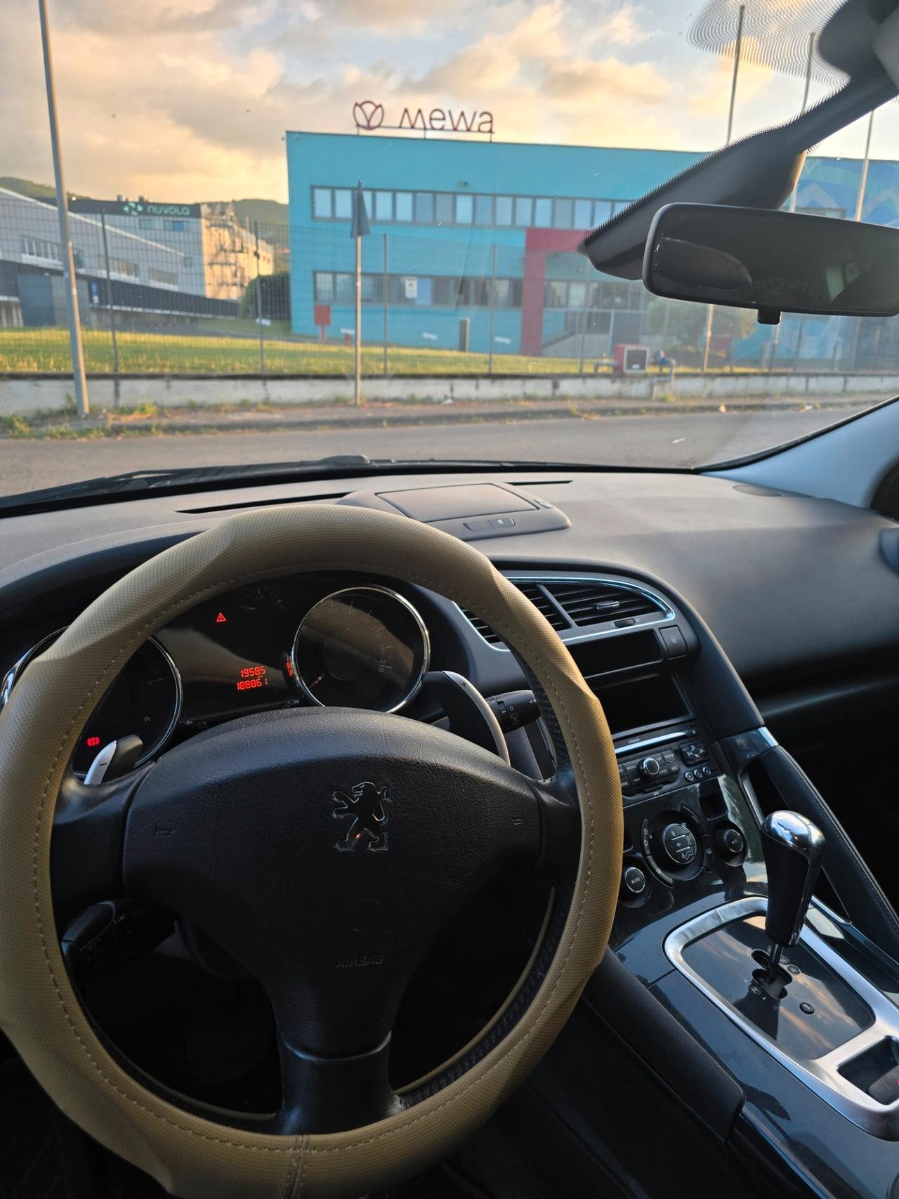 Peugeot 3008 1.6 HDi 110CV CAMBIO ROBOTIZZATO Perfetta