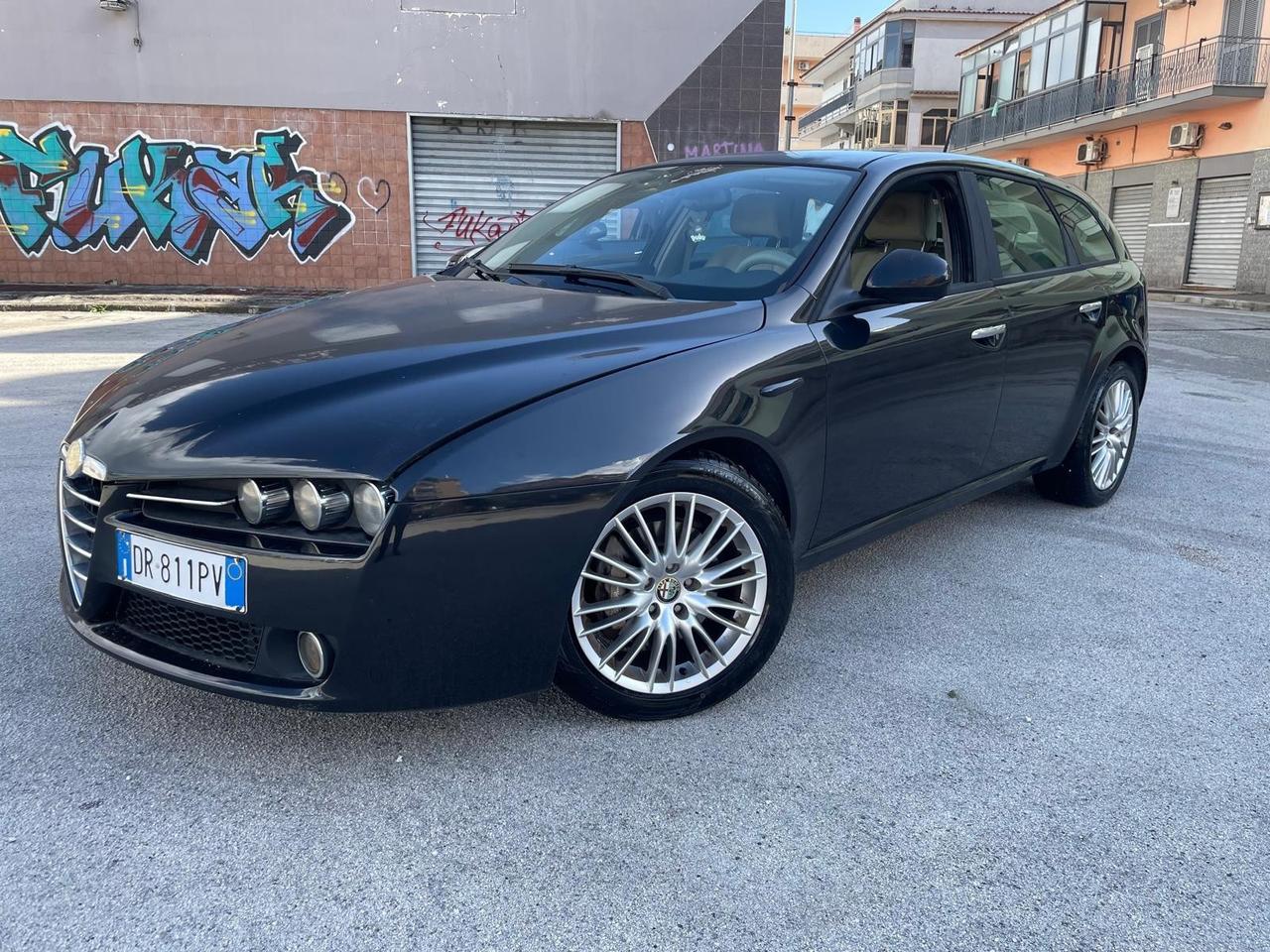 Alfa Romeo 159 1.9 JTDm 150cv in ottime condizioni