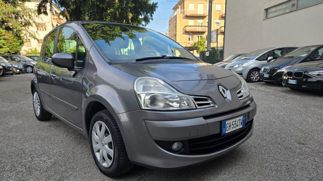 Renault Modus Grand Modus 1.5 dCi 90CV Neopatentati