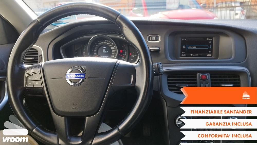 VOLVO V40 (2012-2020) V40 D2 1.6 R-design Kinetic