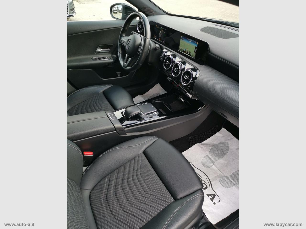 MERCEDES-BENZ A 180 d Automatic Business