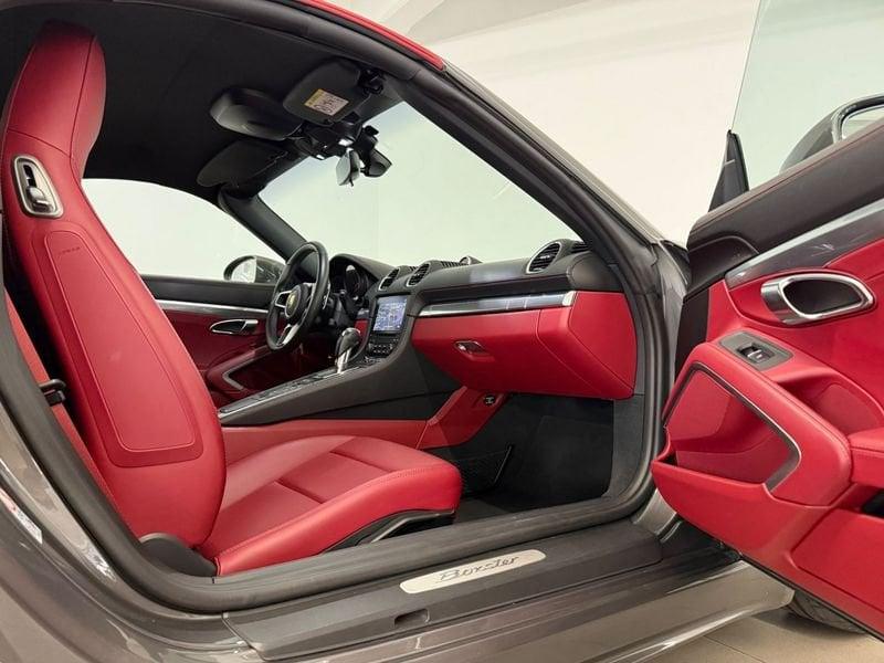 Porsche 718 2.0 Boxster