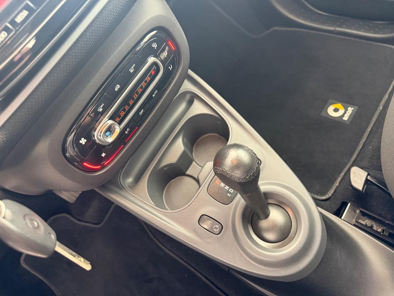 SMART FORTWO FULL OPTIONAL LED VIRTUAL JBL SEDILI RISCALDABILI