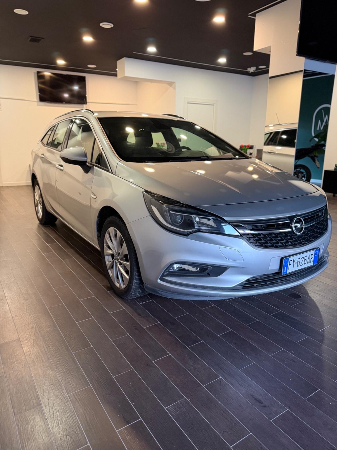 Opel Astra 1.4 Turbo 110CV EcoM Sports Tourer Innovation