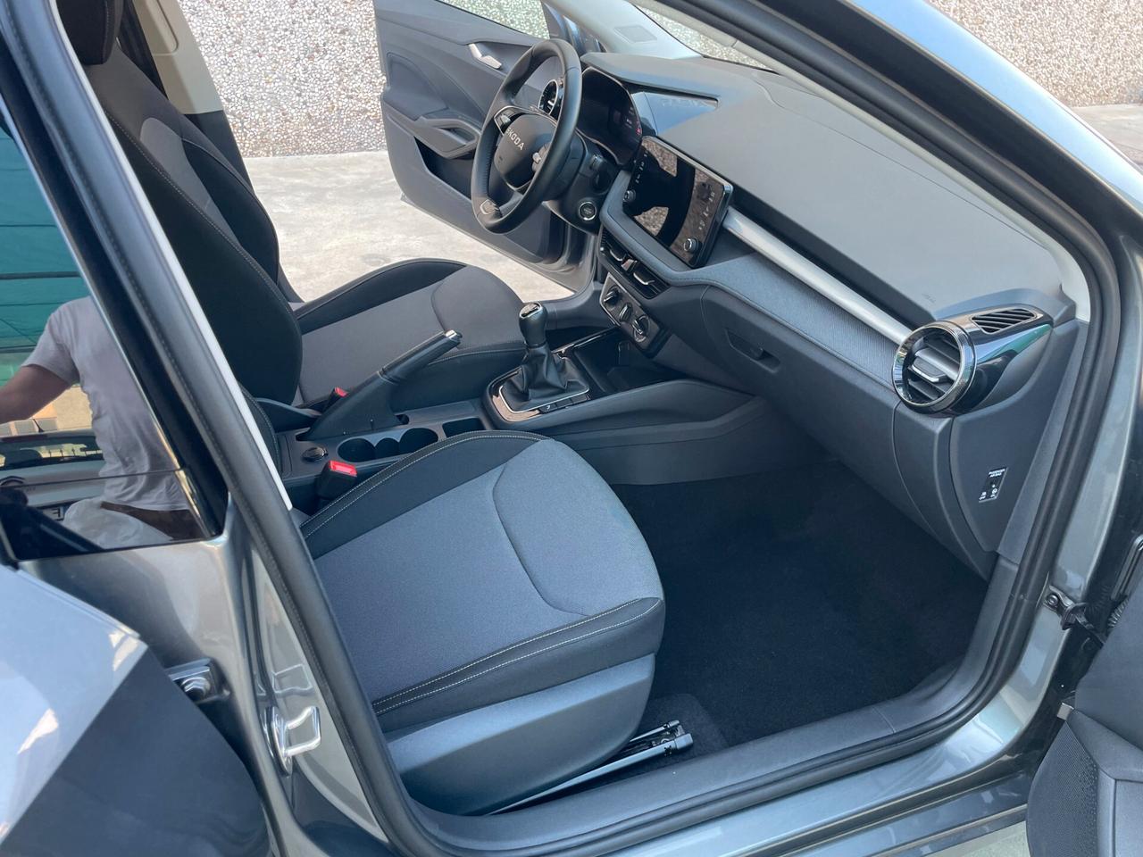 Skoda Fabia 1.0 MPI 80 CV Young Edition