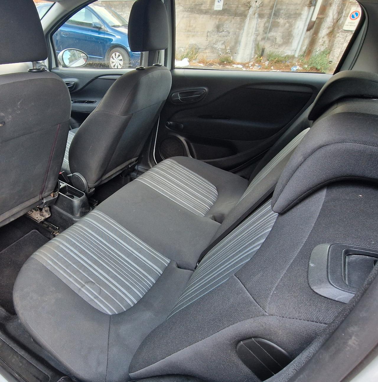Fiat Grande Punto 1.3 MJT 75 CV 5 porte Dynamic