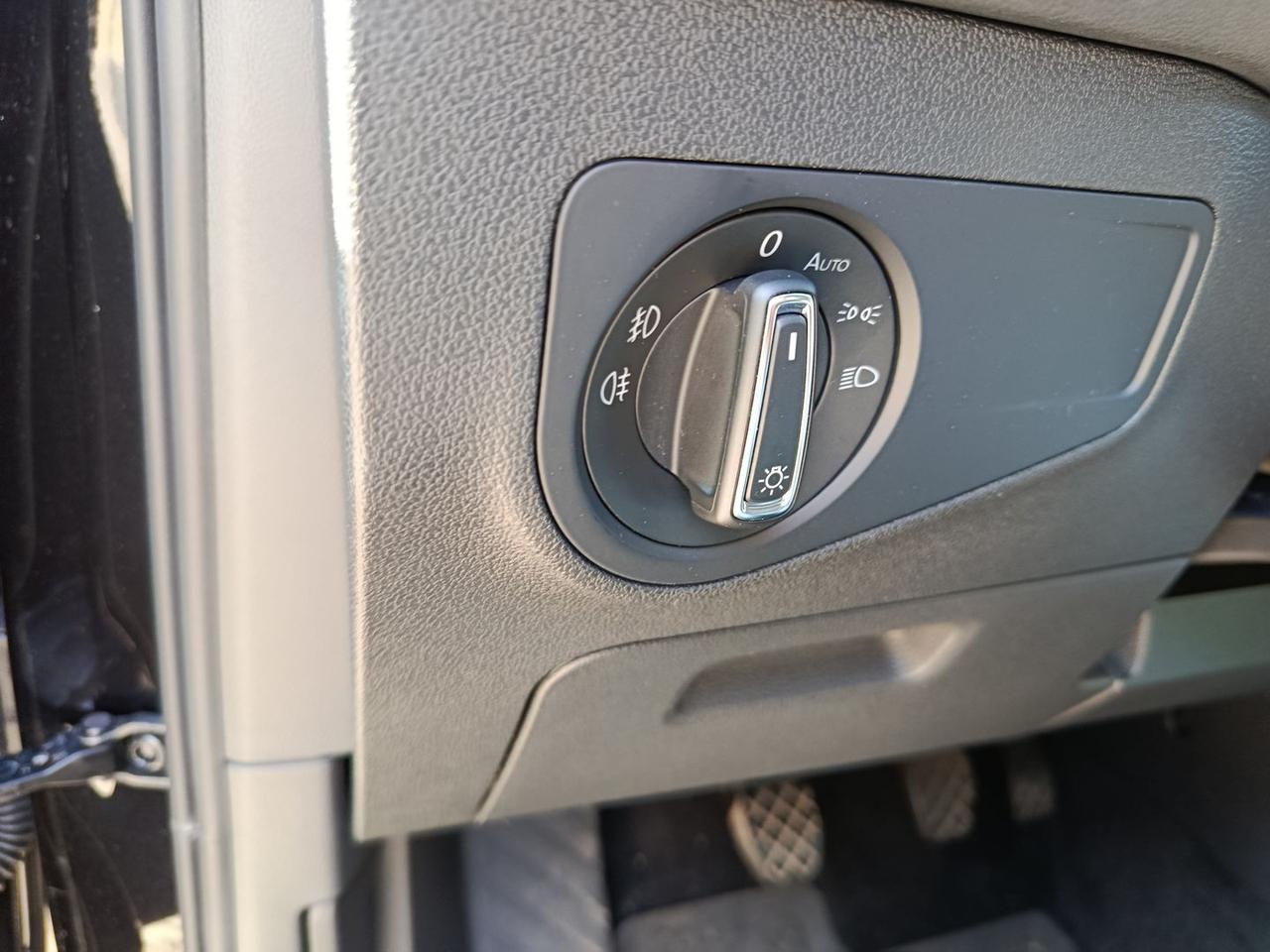 Volkswagen Tiguan Business 1.5 TSI #7809