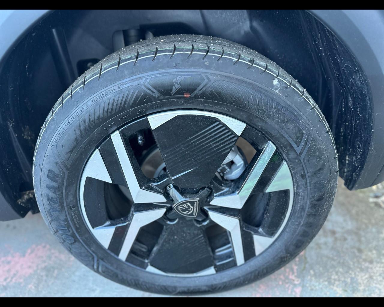 PEUGEOT 2008 II 2023 - 2008 1.2 puretech Allure s&s 130cv eat8