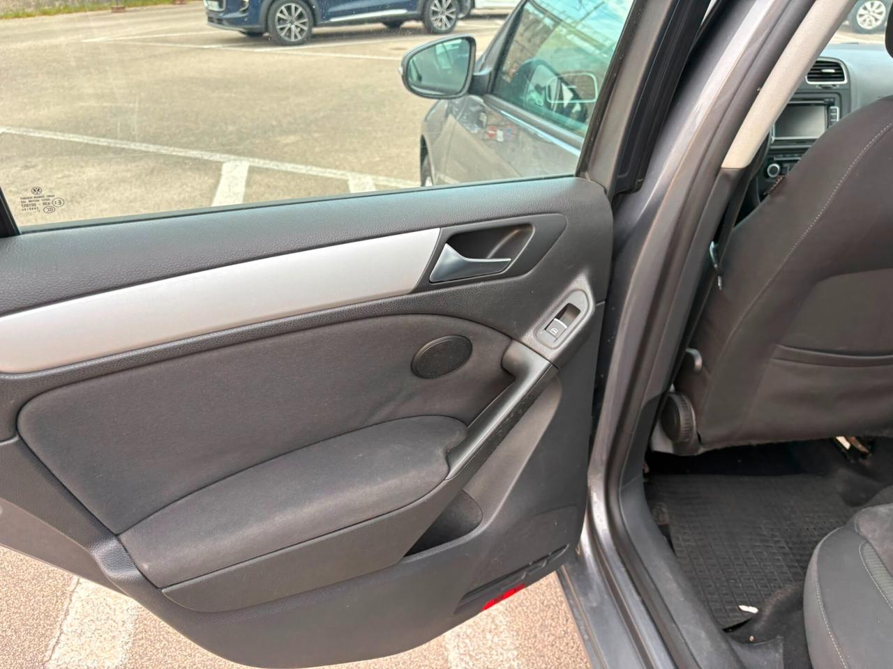 Volkswagen Golf 1.6 TDI DPF 5p. Highline