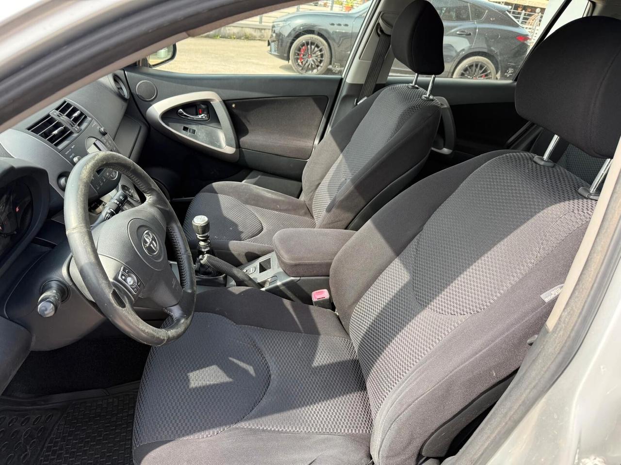 Toyota RAV 4 RAV4 2.2 D-4D 136 CV Sol BUONE CONDIZIONI OCCASIONE