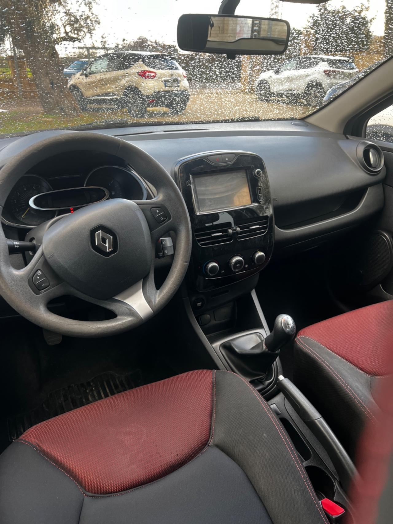 Renault Clio dCi 8V 75CV Start&Stop 5 porte km 80000 ufficiali !!