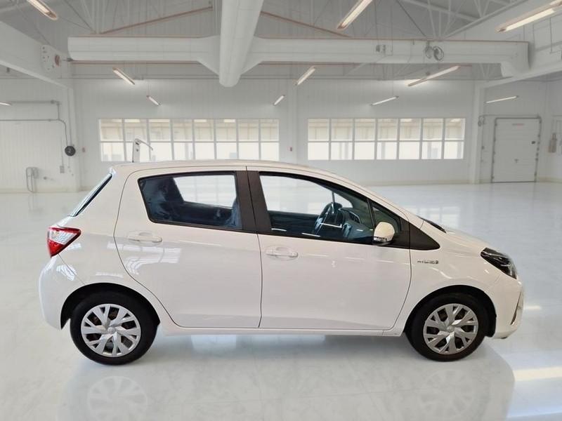 TOYOTA YARIS 1.5 Hybrid Business 5 PORTE