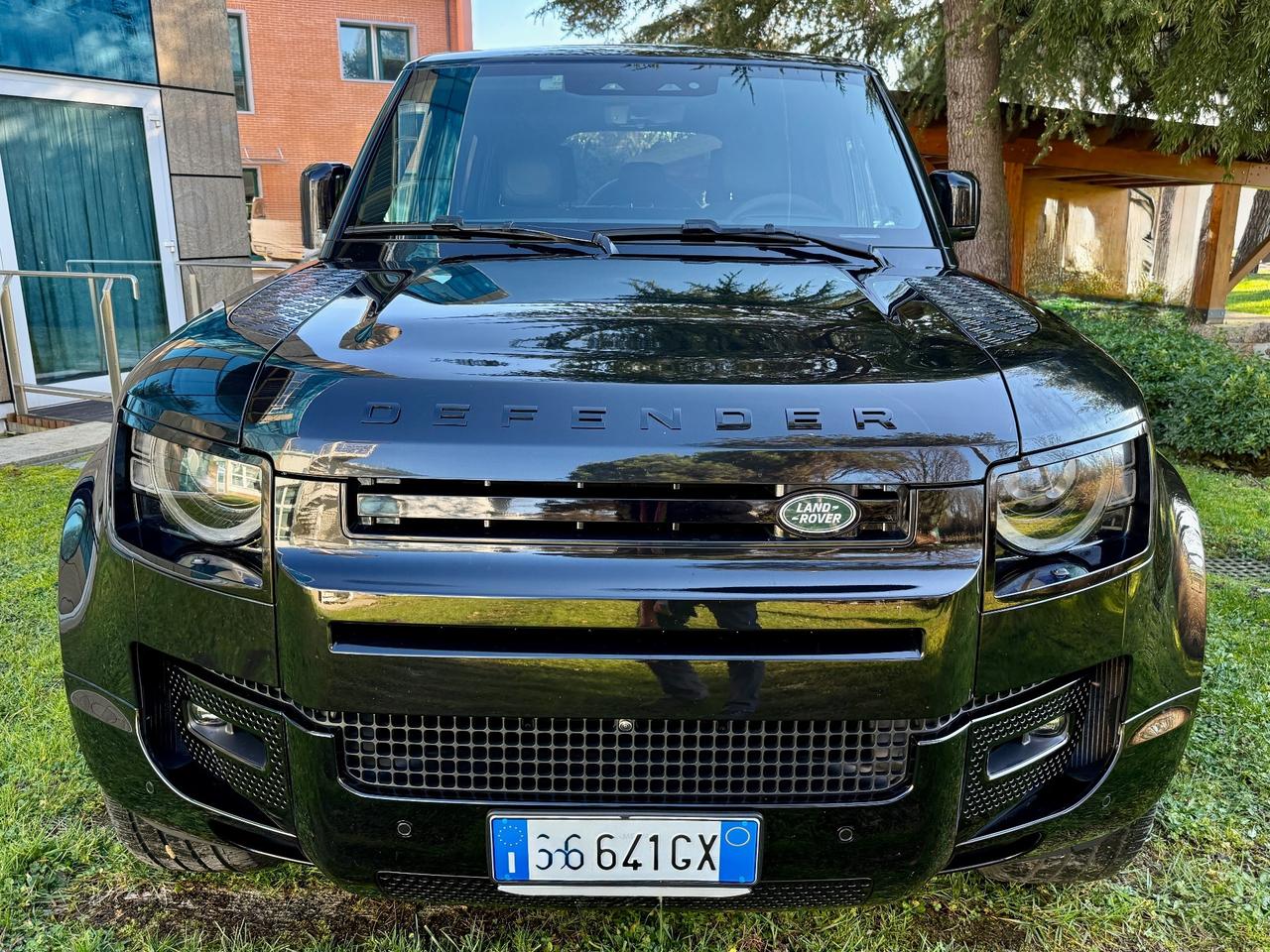 Land Rover Defender 110 5.0 V8 525 CV AWD Auto Carpathian Edition