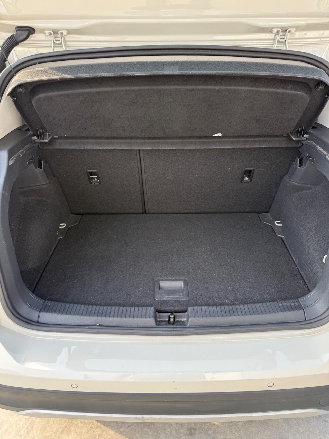Volkswagen T-Cross 1.0 TSI Sport