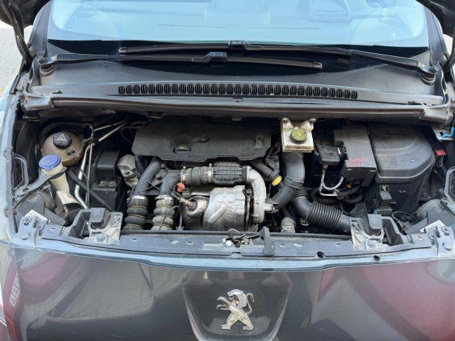 PEUGEOT 5008 1.6 HDi 115CV Business 7 POSTI