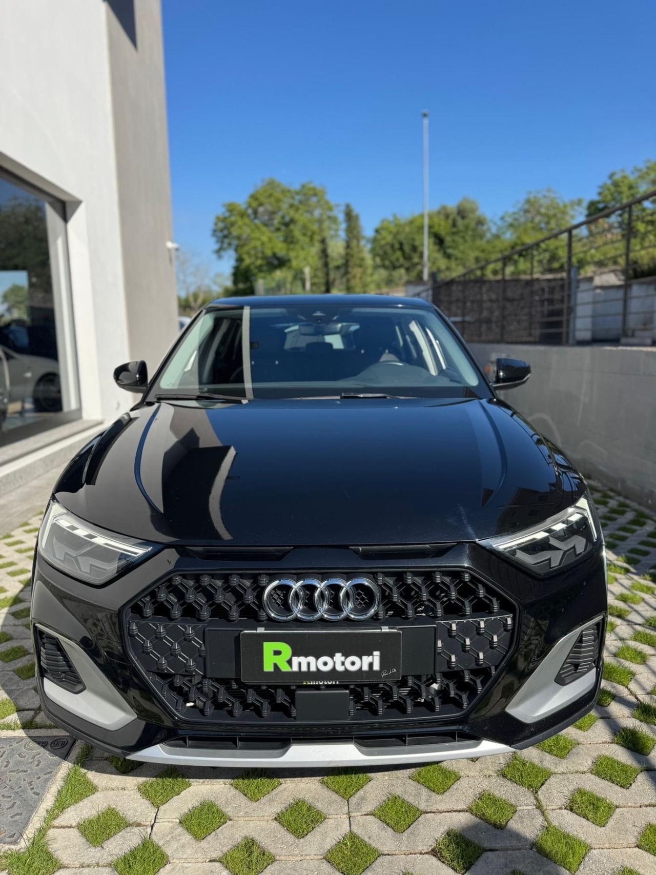Audi A1 citycarver 30 TFSI S tronic