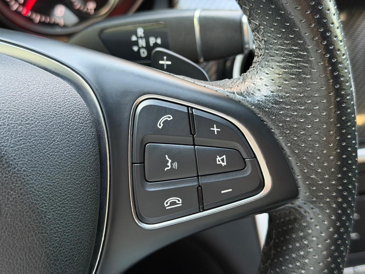 Mercedes-Benz GLA 200d Premium AMG Edition 136CV