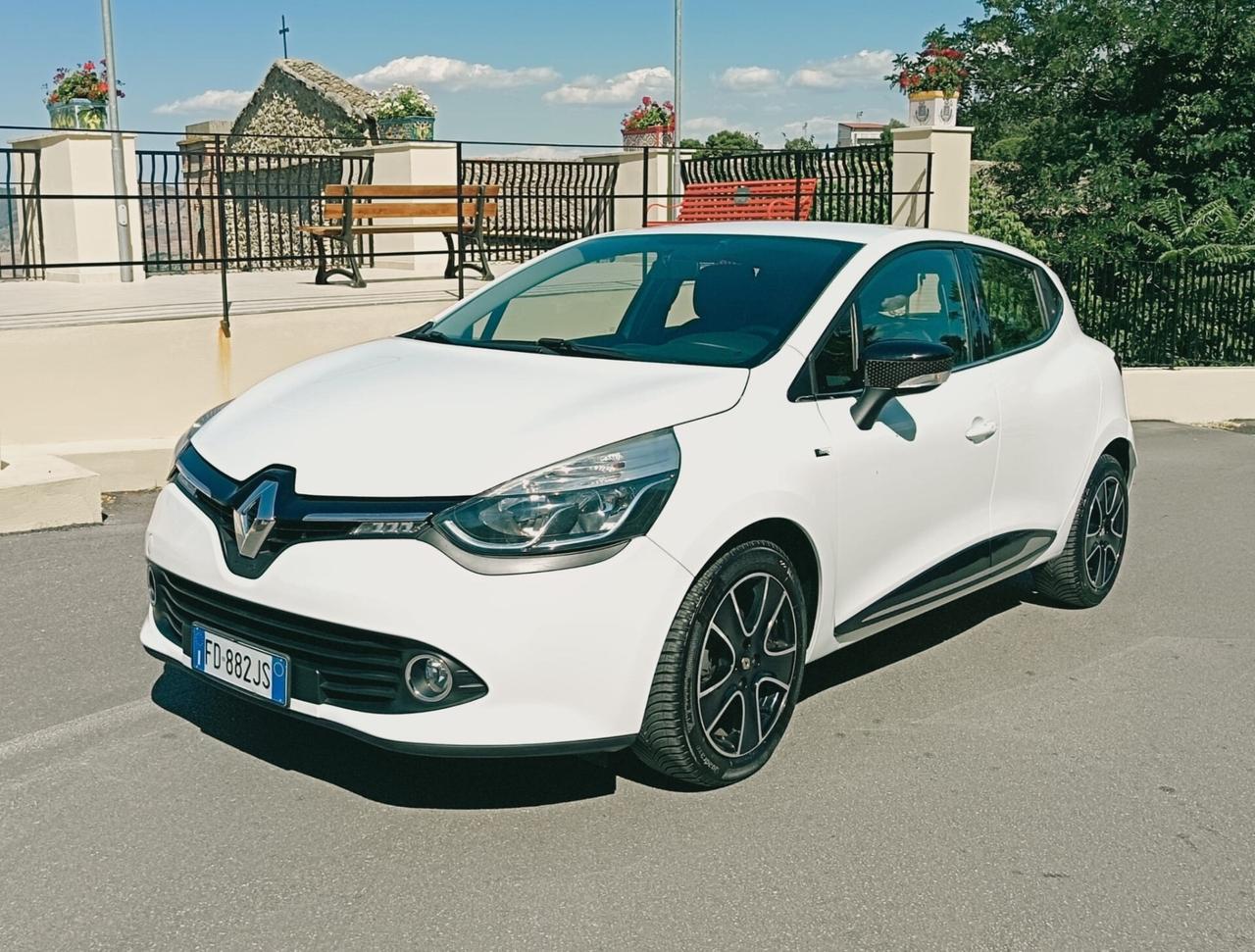 Renault Clio dCi 8V 75 CV Start&Stop 5 porte Energy Intens