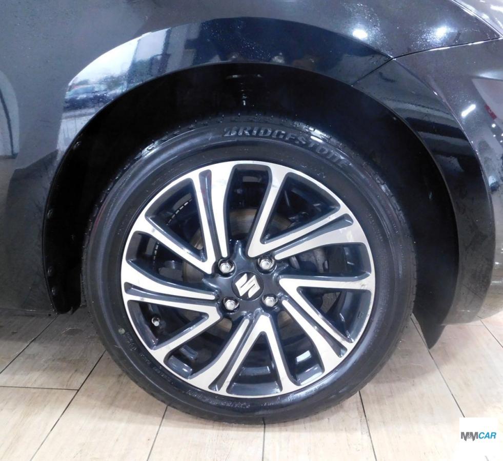 SUZUKI - Swift - 1.2 Hybrid Top
