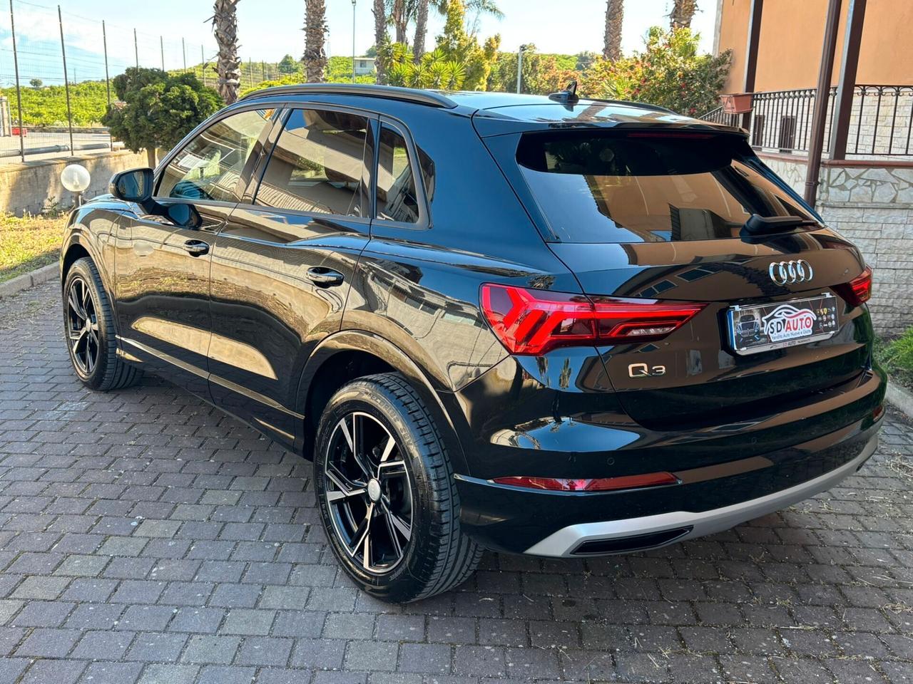 Audi Q3 35 TDI S tronic sport'/