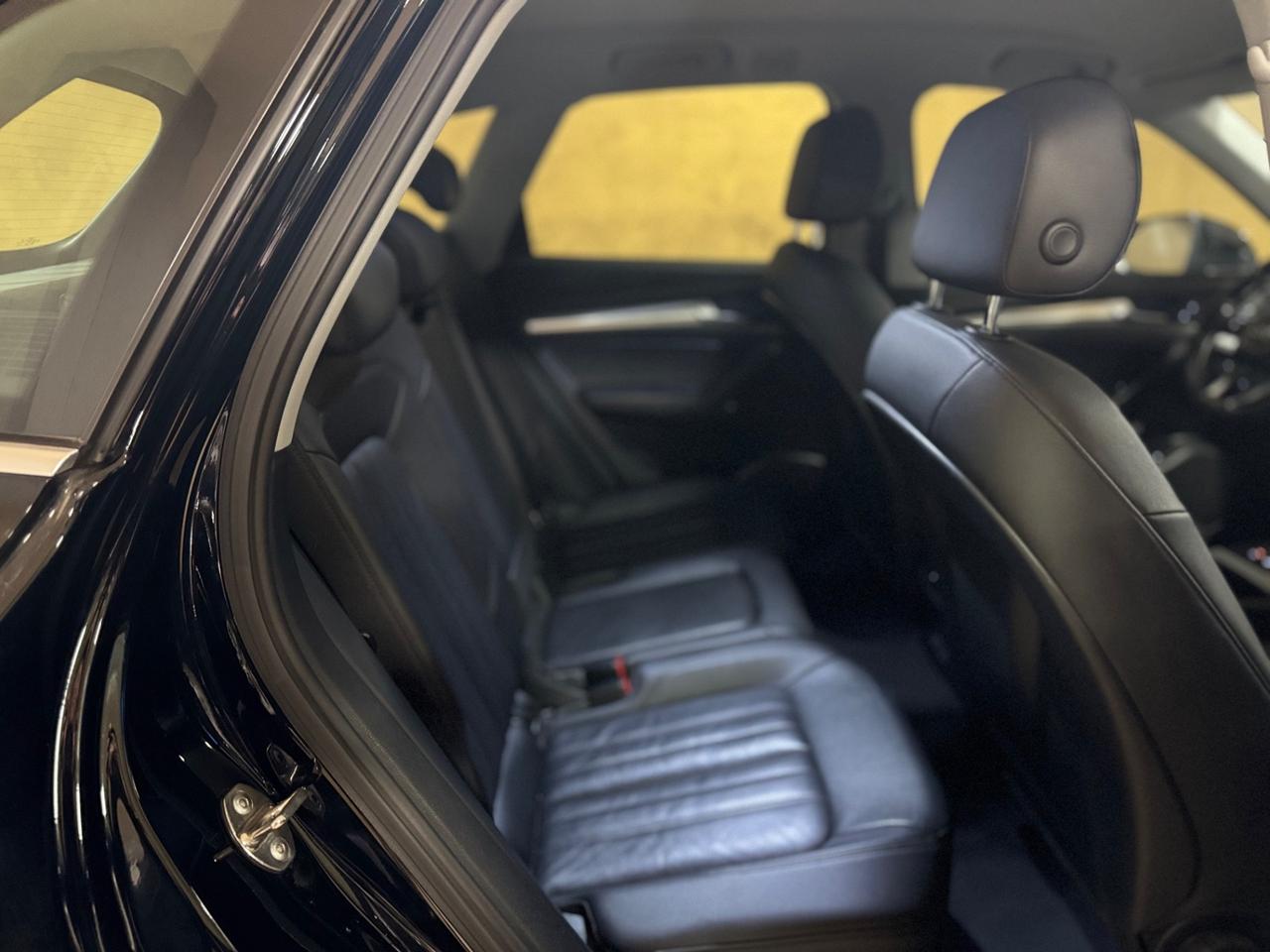 Audi Q5 2.0 TDI quattro S tronic Business Sport