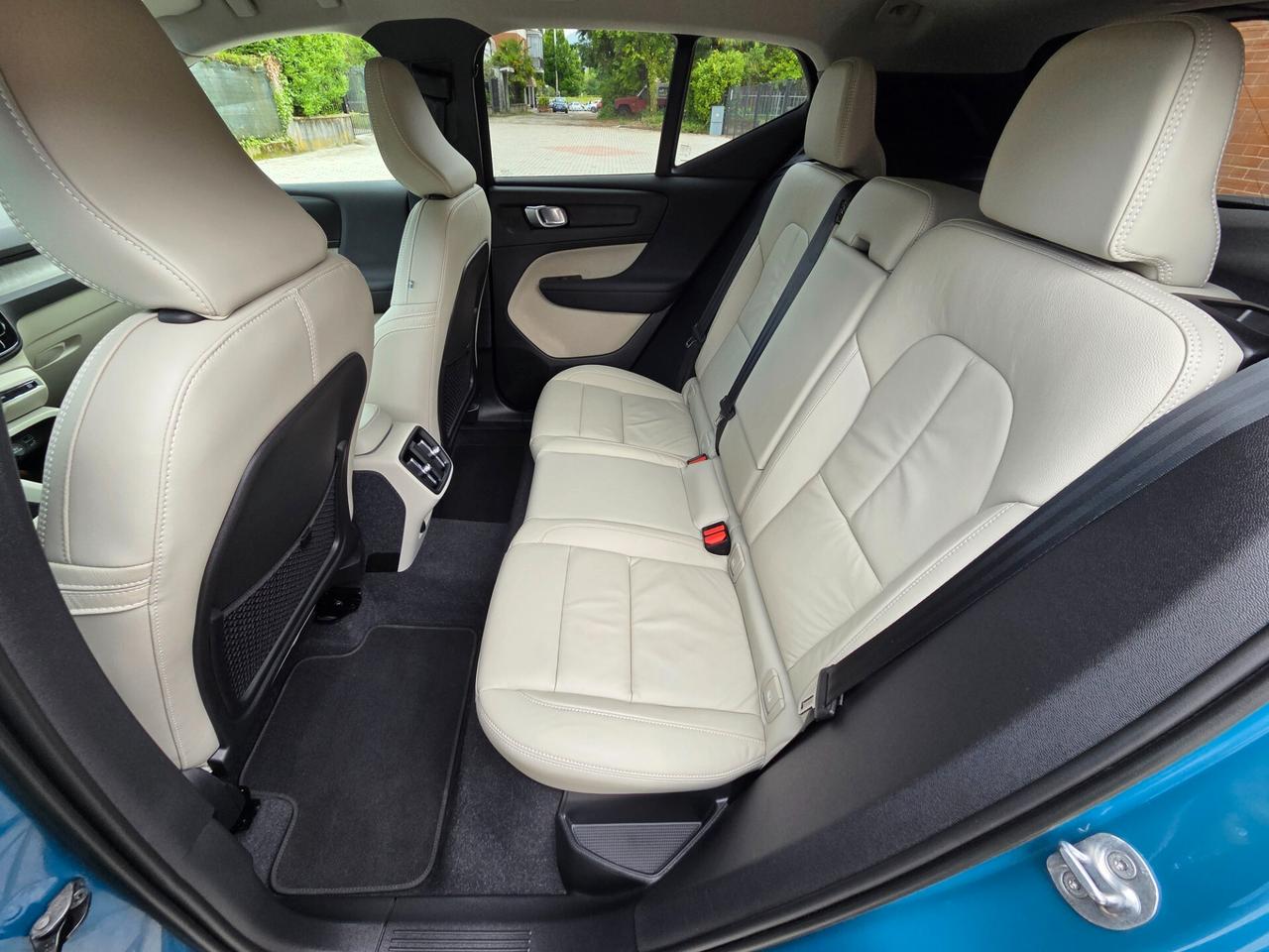 Volvo XC40 T2 automatico Core 129cv