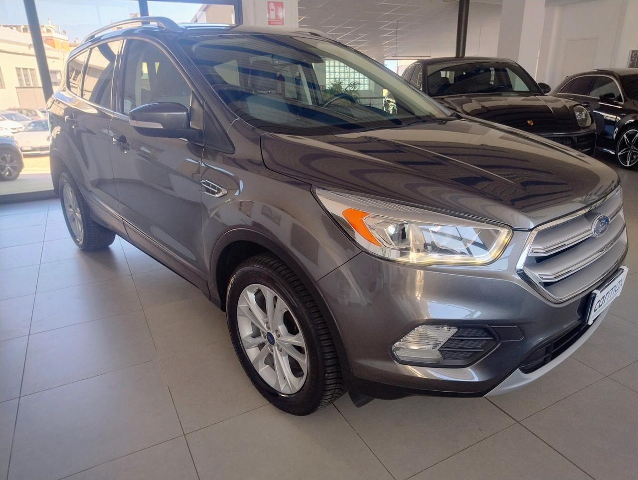 Ford Kuga 1.5 TDCI 120 CV S&S 2WD Titanium