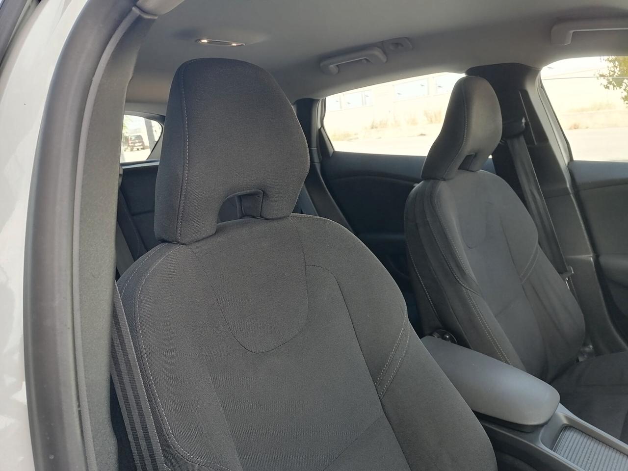 Volvo V40 D2 1.6 Momentum 115cv 2015
