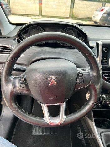 Peugeot 2008 ACTIVE