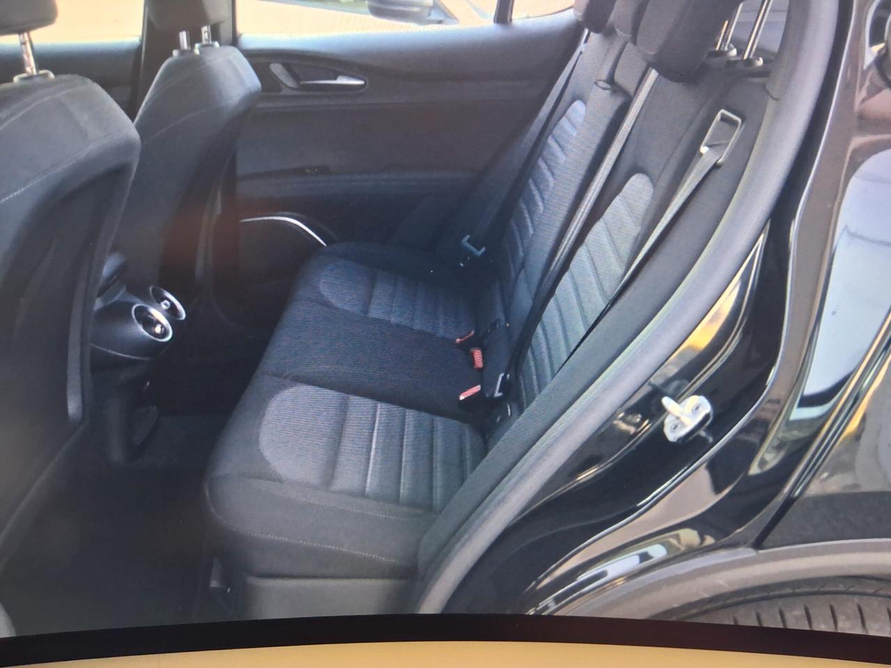 Alfa Romeo Stelvio 2.2 Turbodiesel 190 CV AT8 Q4 Business