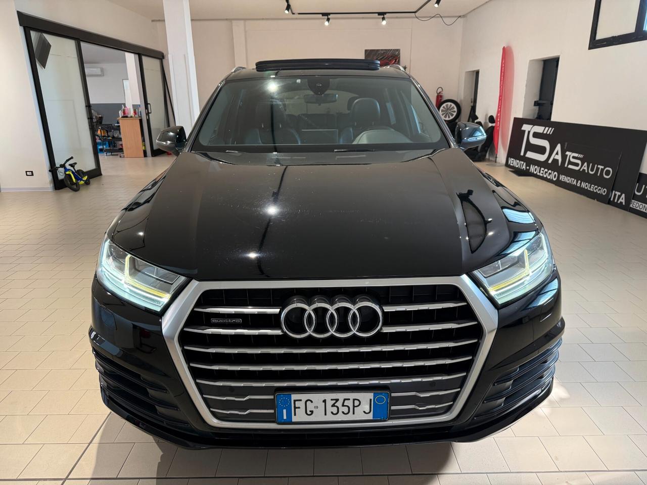 Audi Q7 3.0 TDI 272 CV quattro tiptronic S-line *MOTORE SOSTITUITO* 7 Posti