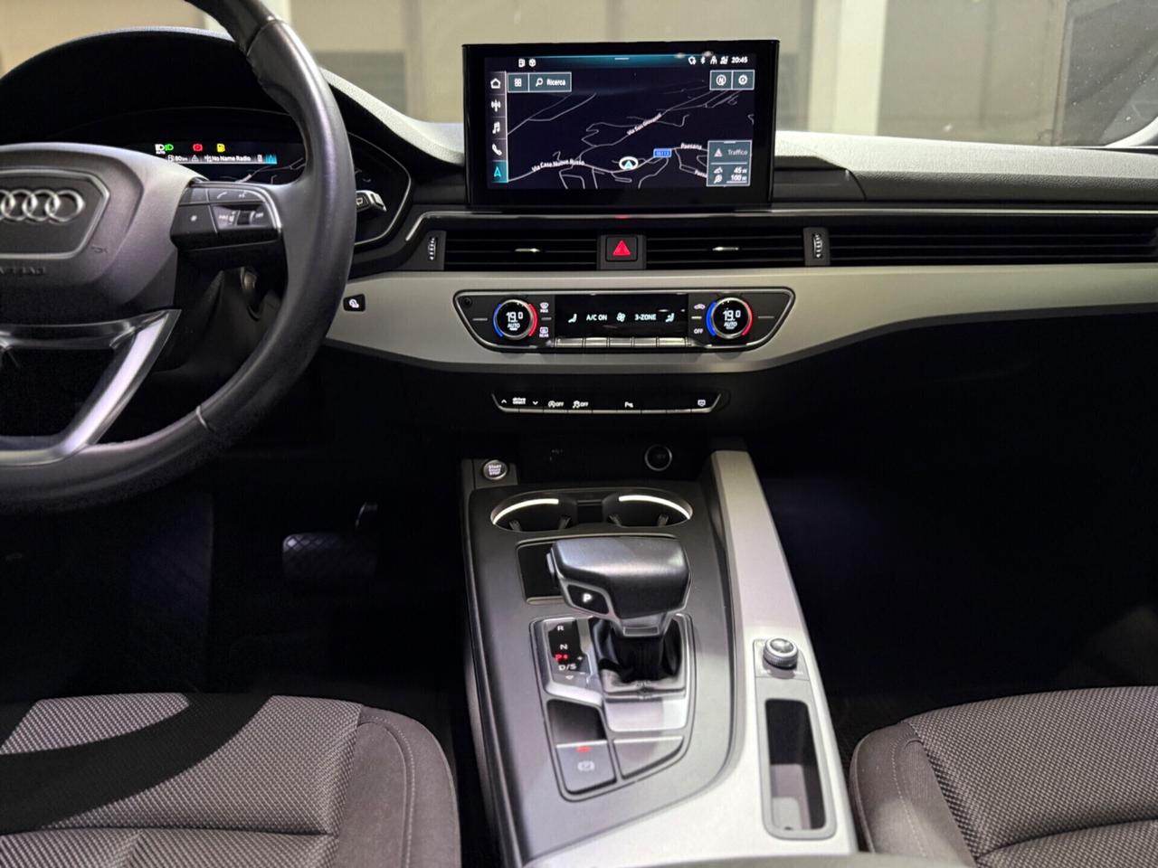 AUDI A4 Avant 2.0 TDI 163 CV Mild-Hybrid LEDMatrix