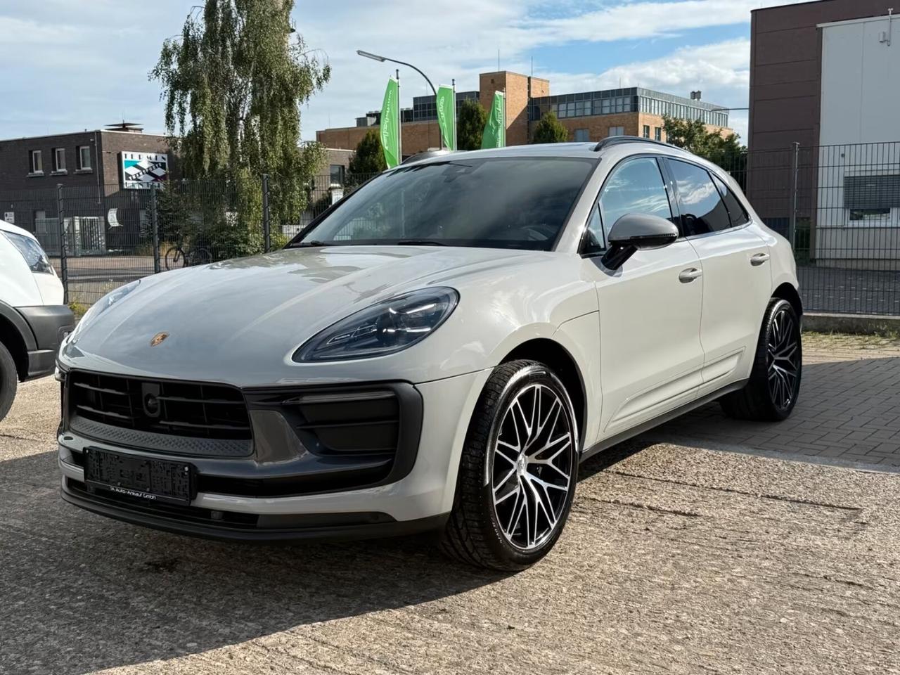 Porsche Macan 2.0 T/TETTO/SPORT CHRONO/PELLE TOTALE/MATRIX/