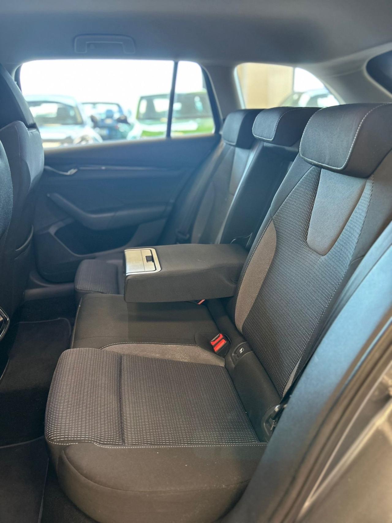 Octavia 2.0 TDI EVO SCR DSG Wagon Executive