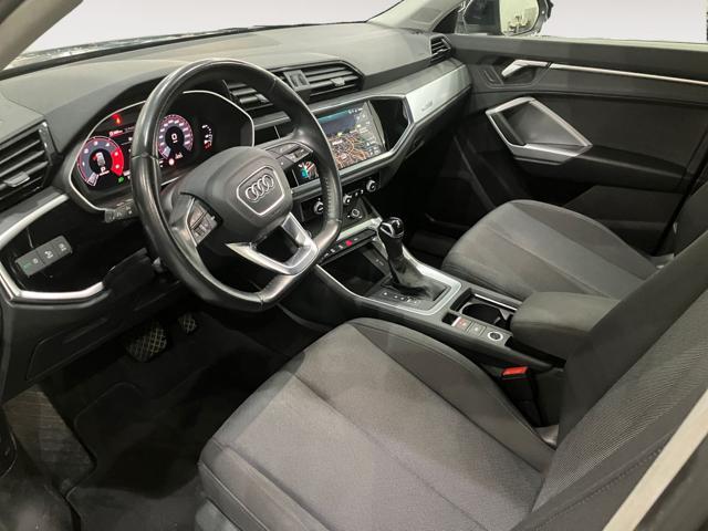 AUDI Q3 35 TDI S tronic Business Advanced