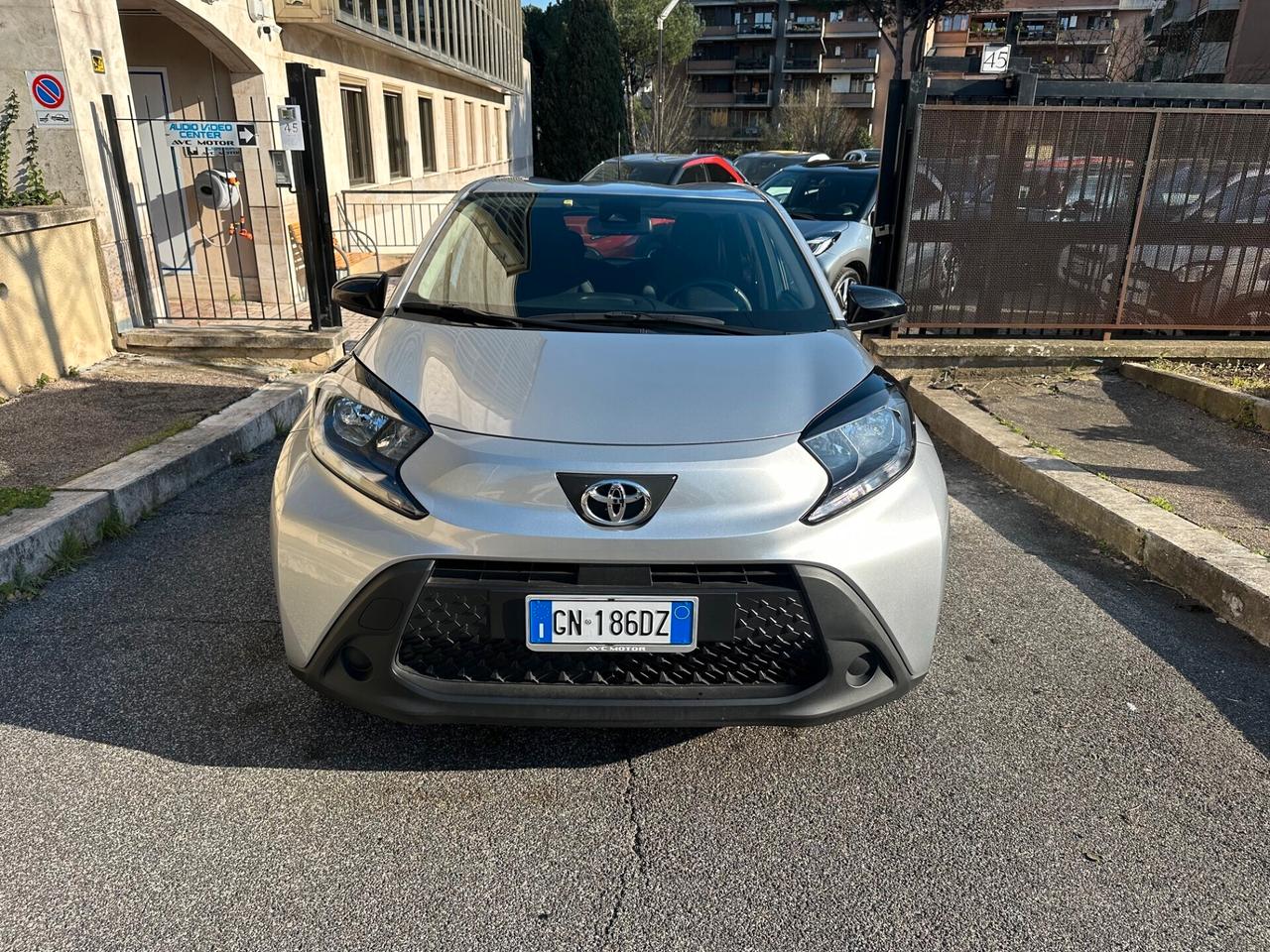 Toyota Aygo X 1.0 C. AUT. 01/24 KM.18400 ANTIFURTO