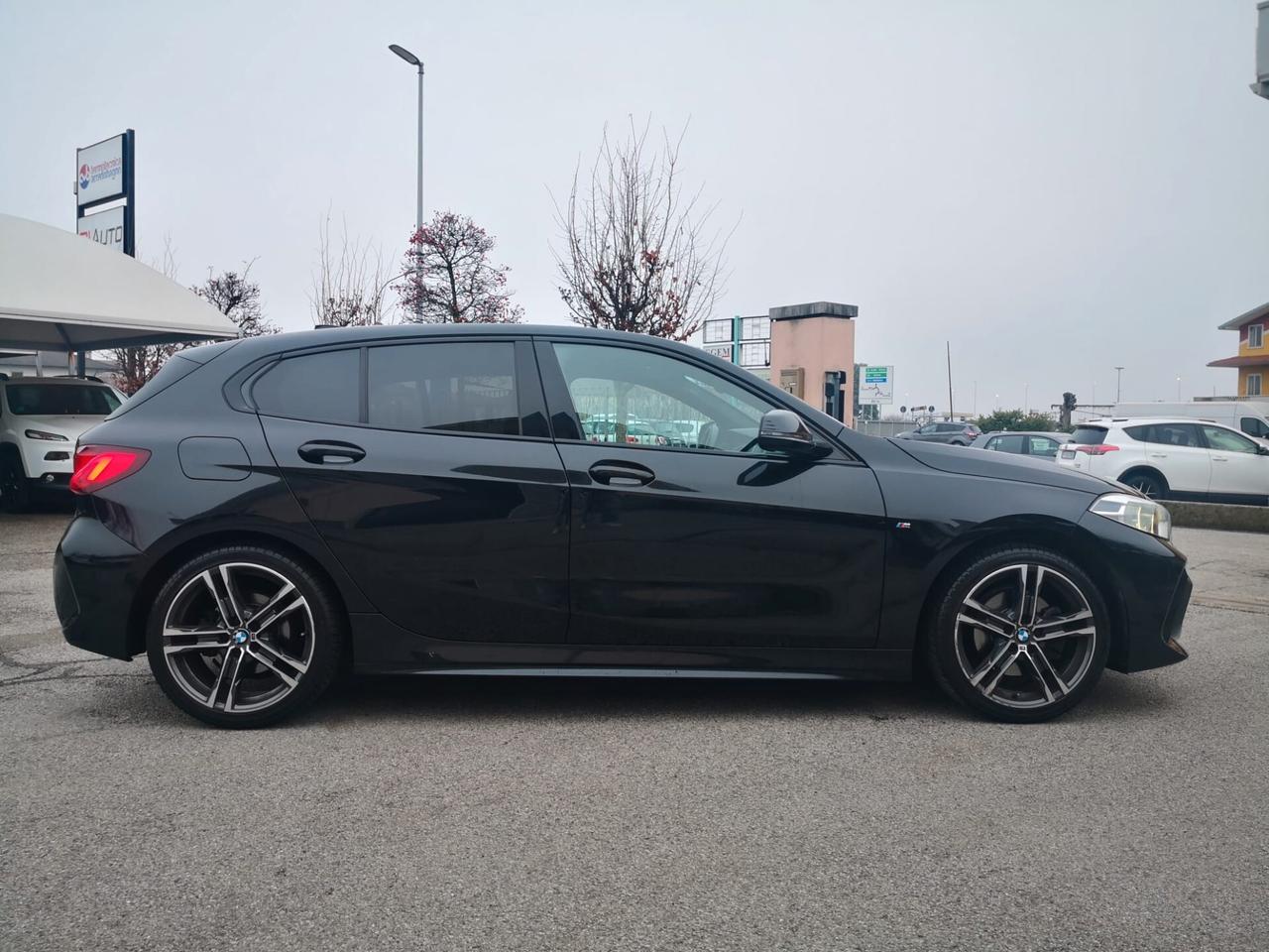 Bmw 116d 5p. Msport ***TAGLIANDI BMW***CAR PLAY***