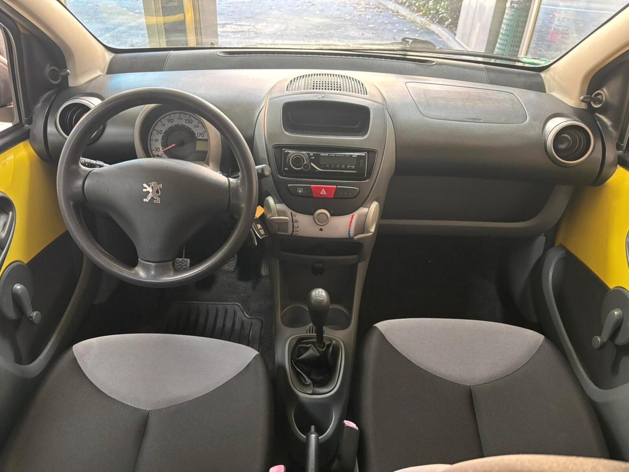 Peugeot 107 1.0 68CV 5p. Sweet Years