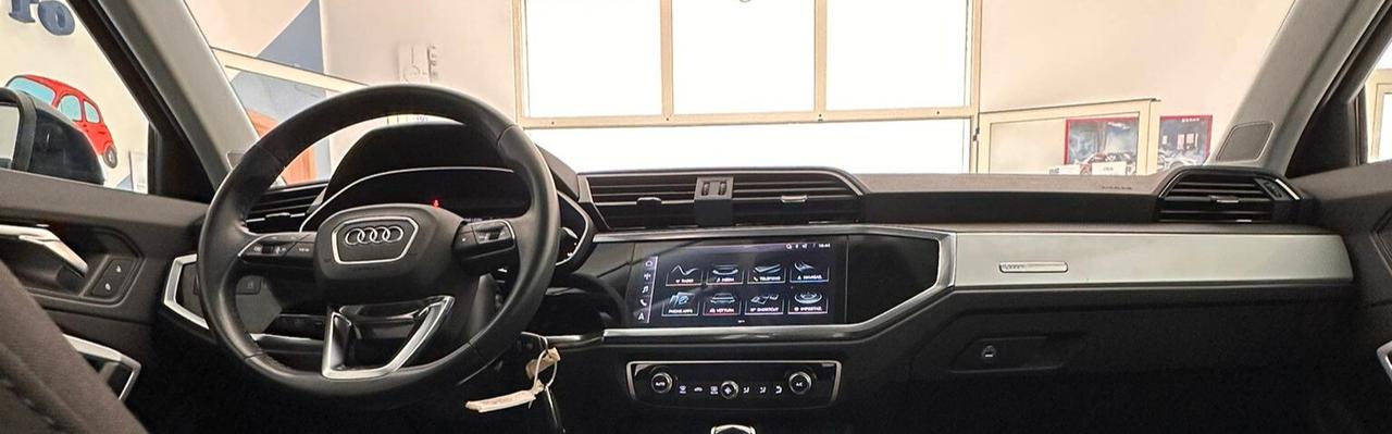 Audi Q3 35 TDI S tronic Business Advanced