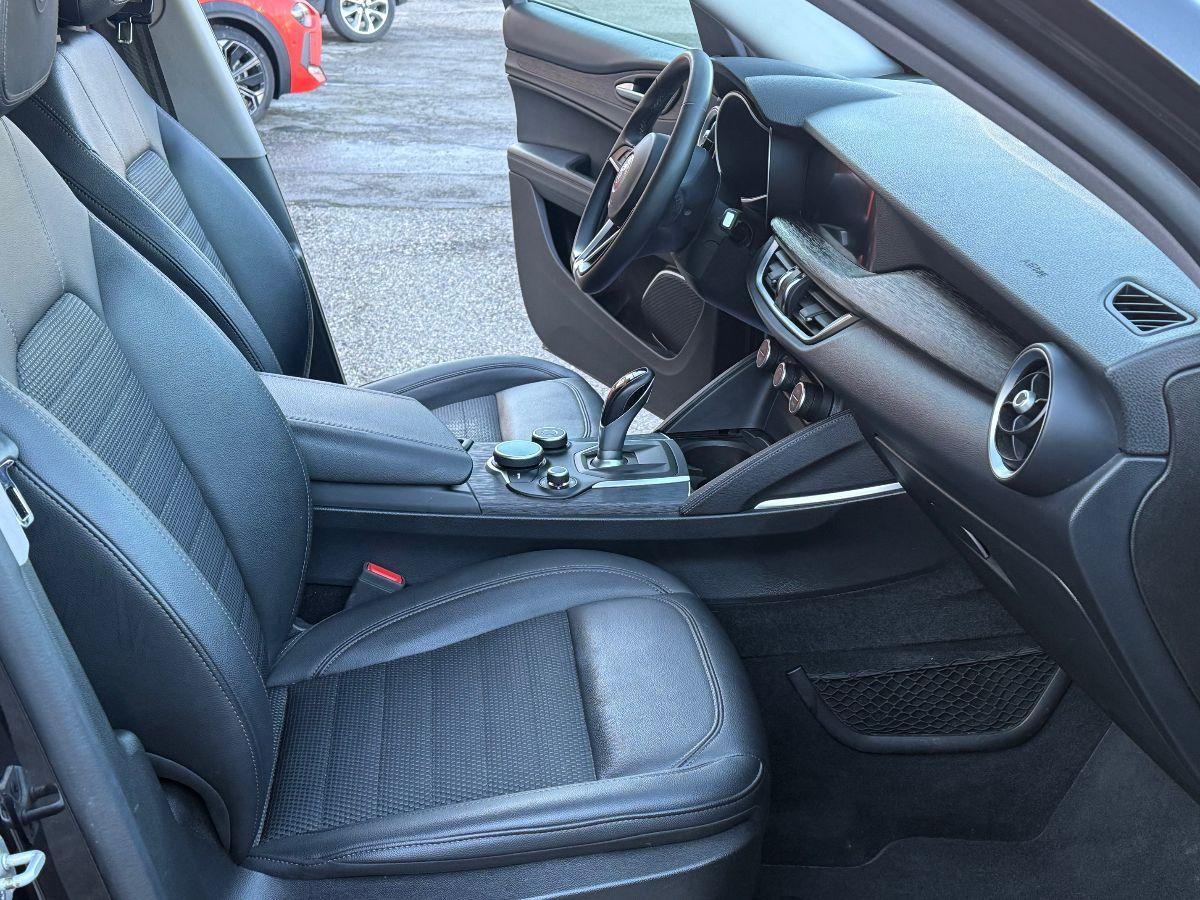ALFA ROMEO - Stelvio - 2.0 Turbo 200CV AT8 Q4 Executive