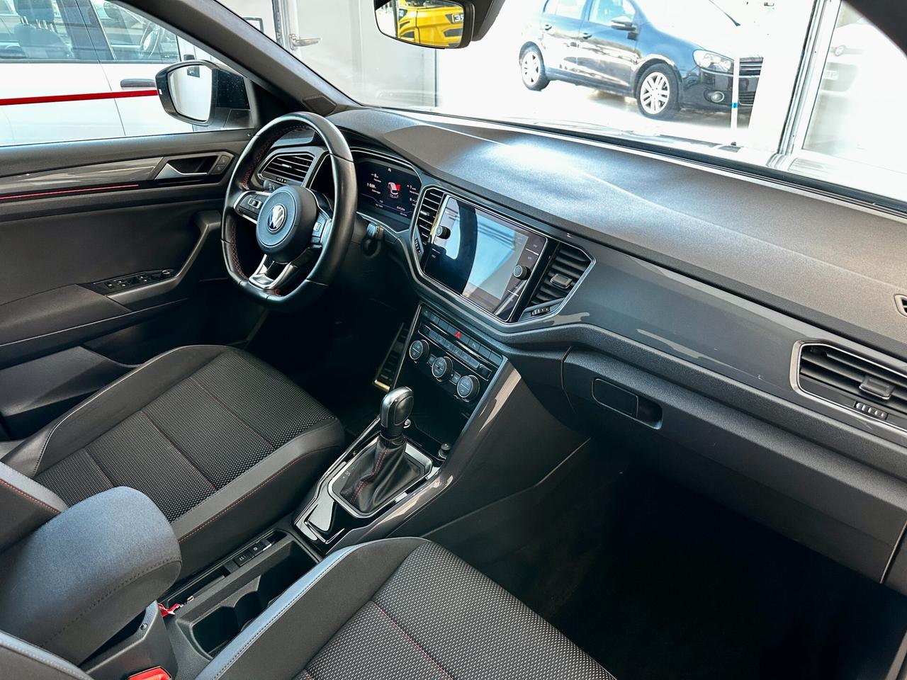 Volkswagen T-Roc 1.5 TSI R-Line DSG