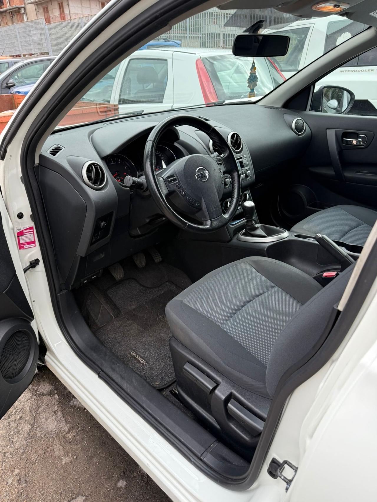 Nissan Qashqai 1.5 dCi DPF 360