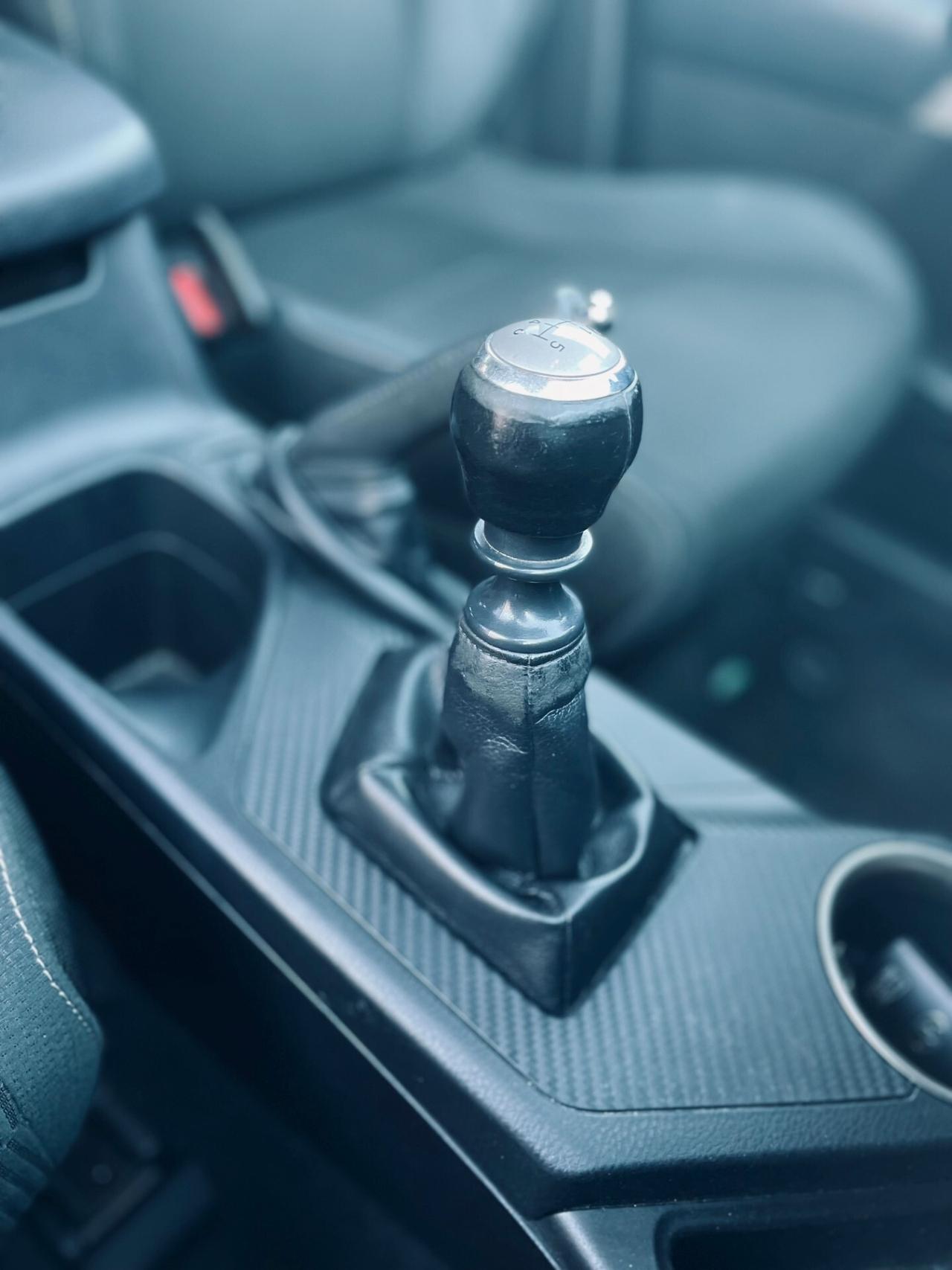 Toyota RAV 4 RAV4 2.0 D-4D 4WD Style White Ed.